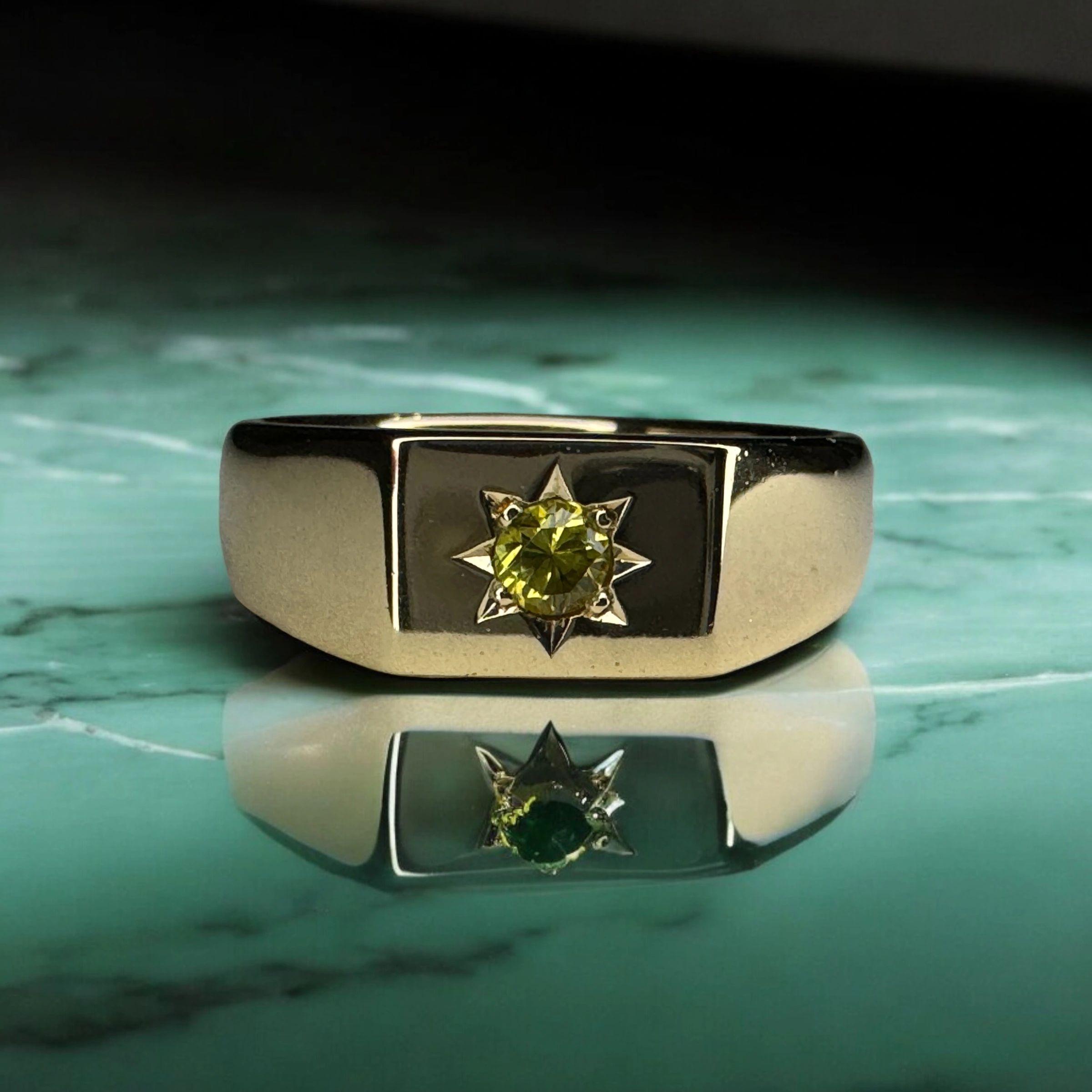Handmade luxury gold ring with gemstone